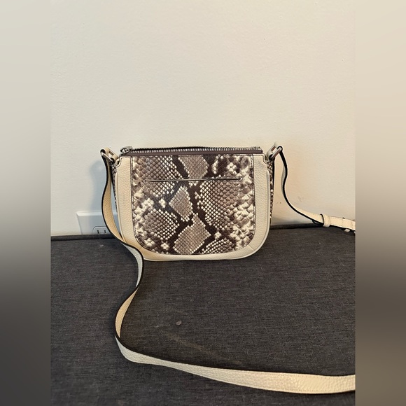NWT! Michael Kors crossbody-ivory & snack print- great for fall! - Picture 9 of 9